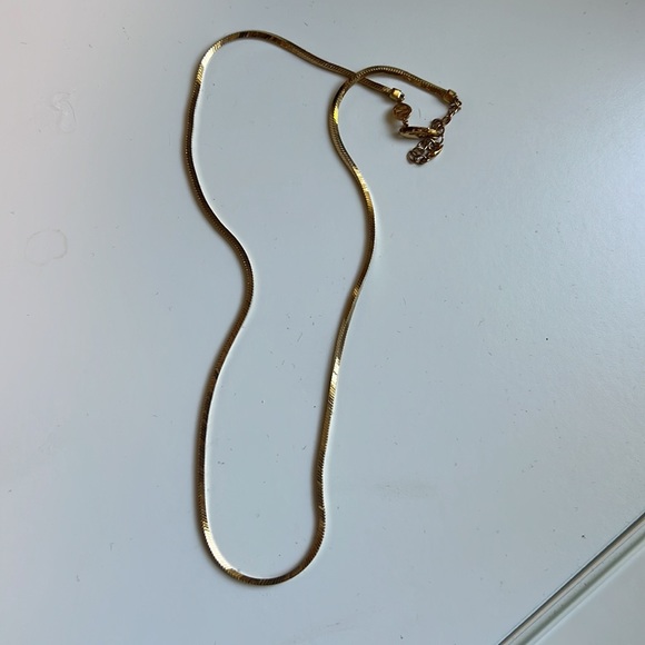 Missoma LUCY WILLIAMS SHORT SQUARE SNAKE CHAIN NECKLACE - Picture 5 of 5